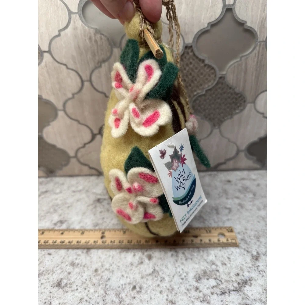 Wild Woolies DZI Felted Wool Birdhouse Cardinal Flowers Vine Handmade